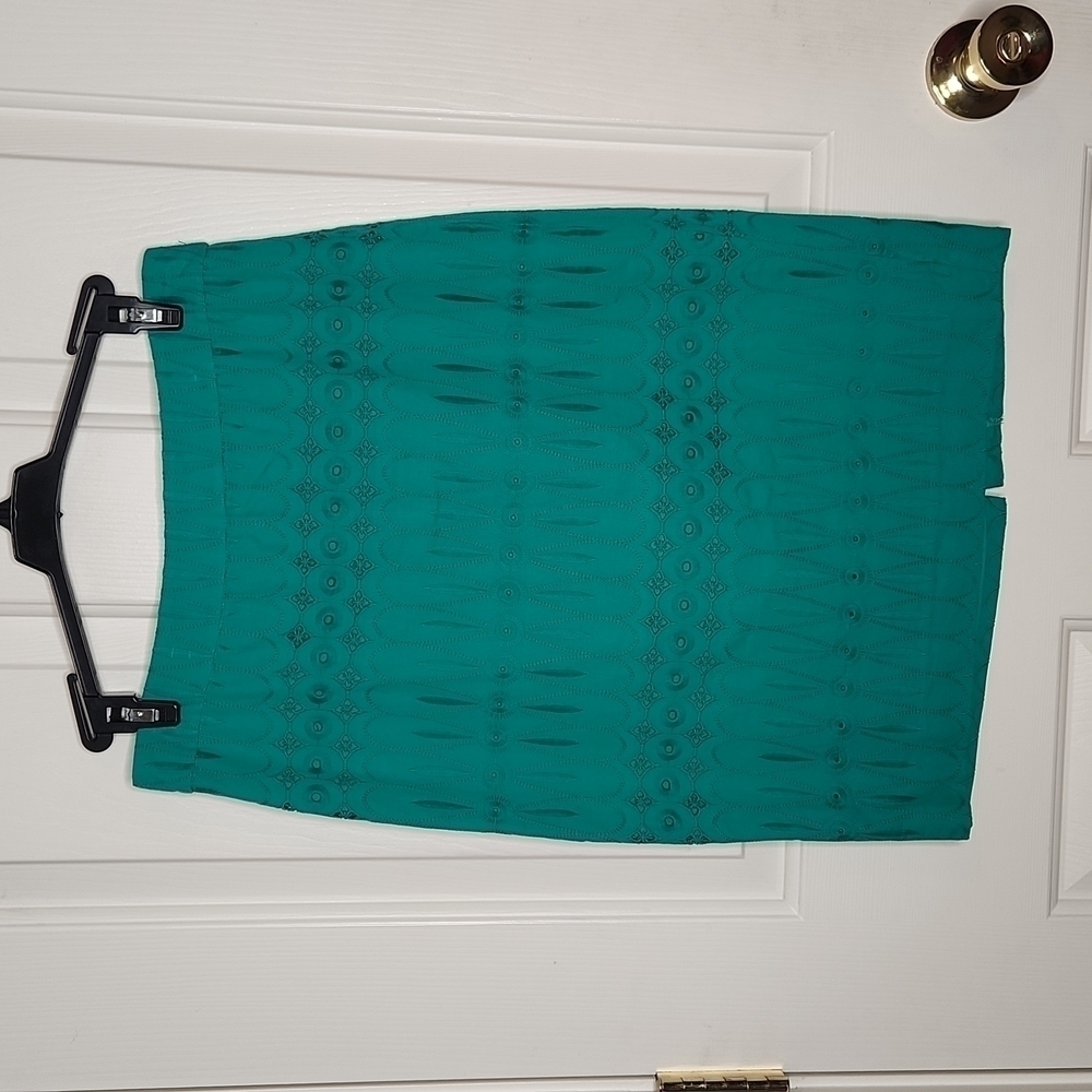 Loft Green Eyelet Pencil Skirt Size 0 NWOT